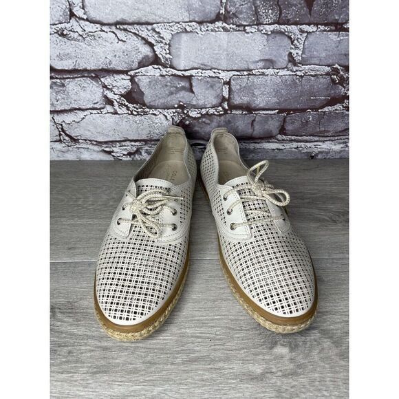 Cole Haan Ivory Leather Perforated Espadrilles Comfort Shoes Women Sz 8.5B US/39 - Picture 11 of 16